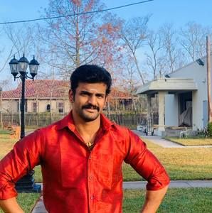 Meet your Posher, Vimal